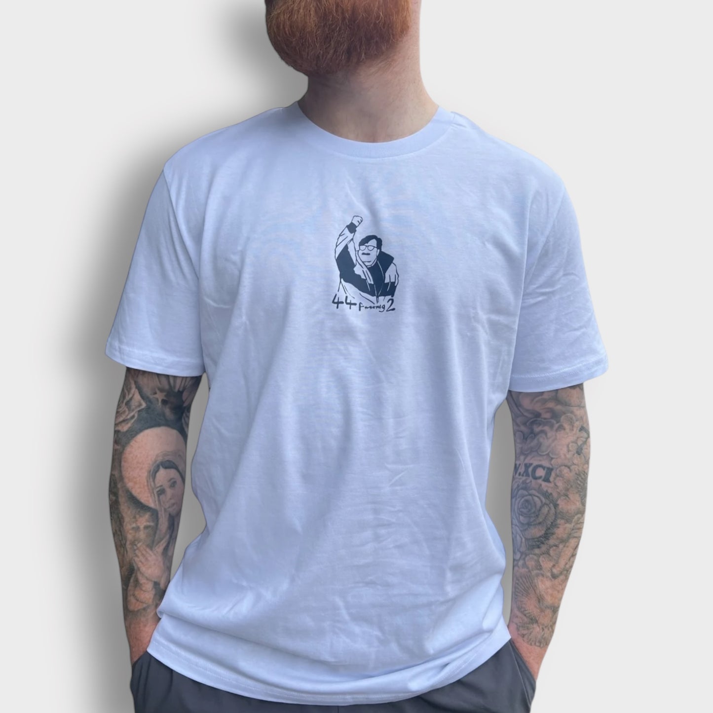 Mike B: England Manager - England T-Shirt - Luke Horton