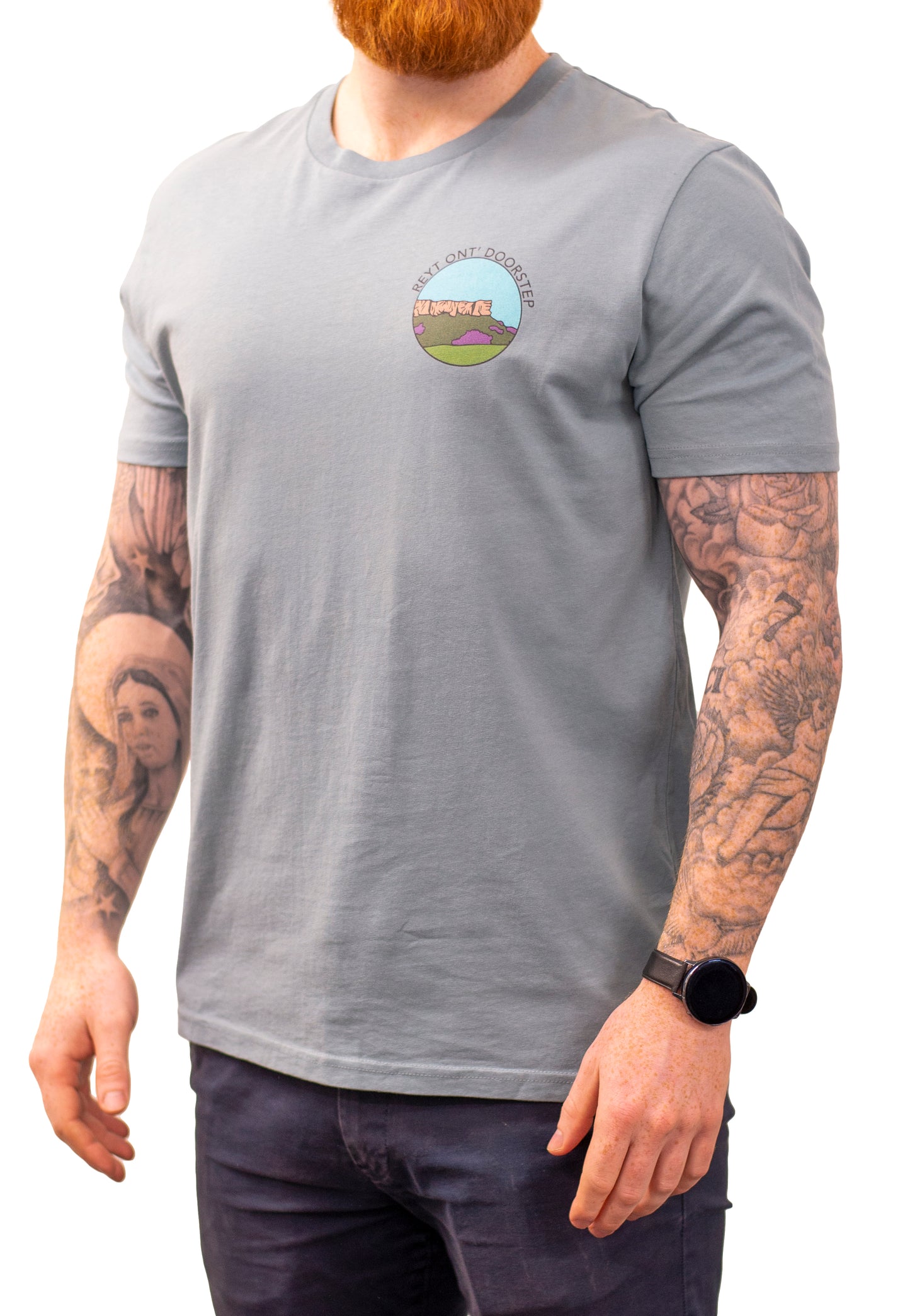Reyt Ont Doorstep - Yorkshire Slang Art Unisex T-Shirt - Luke Horton