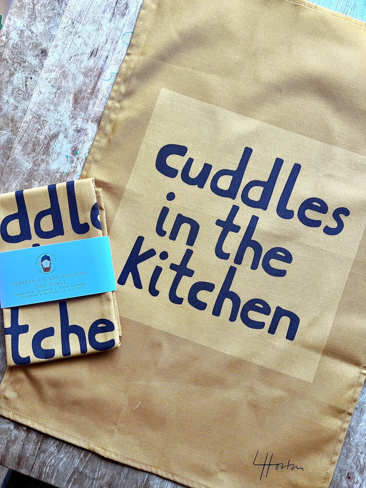 Arctic Monkeys - Mardy Bum - Cuddles in the Kitchen Tea Towel - Yorkshire Art - Luke Horton