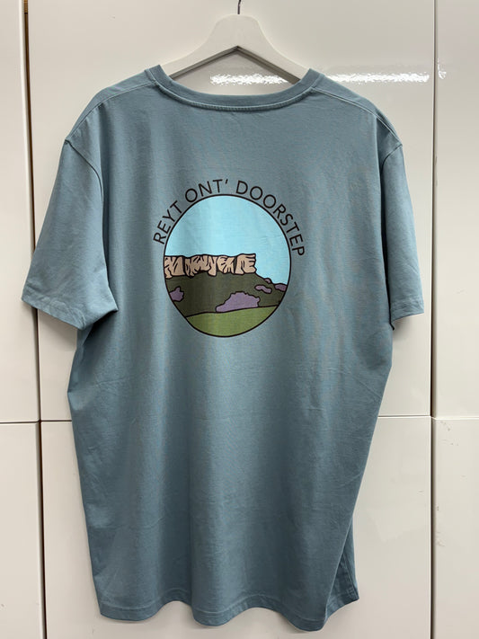 (Discontinued) Reyt Ont Doorstep - Yorkshire Slang Art Unisex T-Shirt - Luke Horton