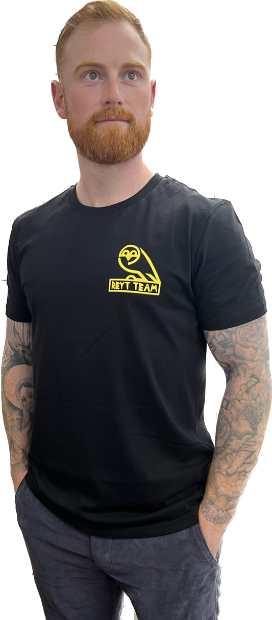 22/23 Owls Reyt Team - Sheffield Wednesday Art Unisex T-Shirt - Luke Horton