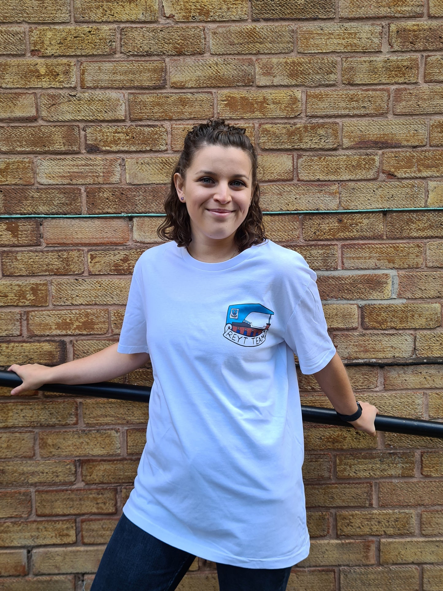 Owls Reyt Team - Sheffield Wednesday Art Unisex T-Shirt - Luke Horton